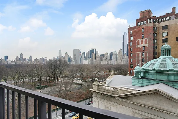 Sold by Corcoran | media 19