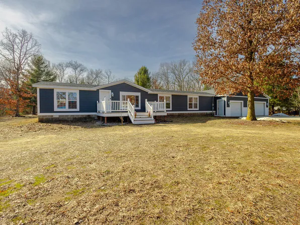 2320 53rd St, Fennville, MI 49408