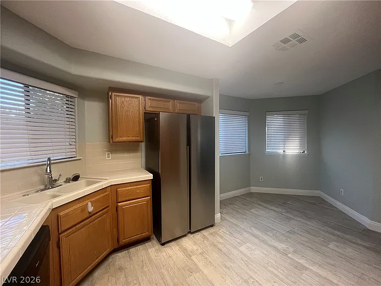 3611 Laguna Del Sol Dr — Photo 12