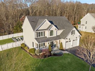 14 Sables Way, Lincoln, RI 02865