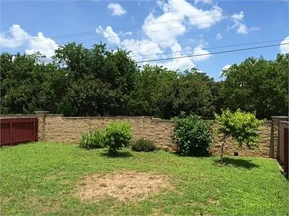 1098 Giberson Way — Photo 17