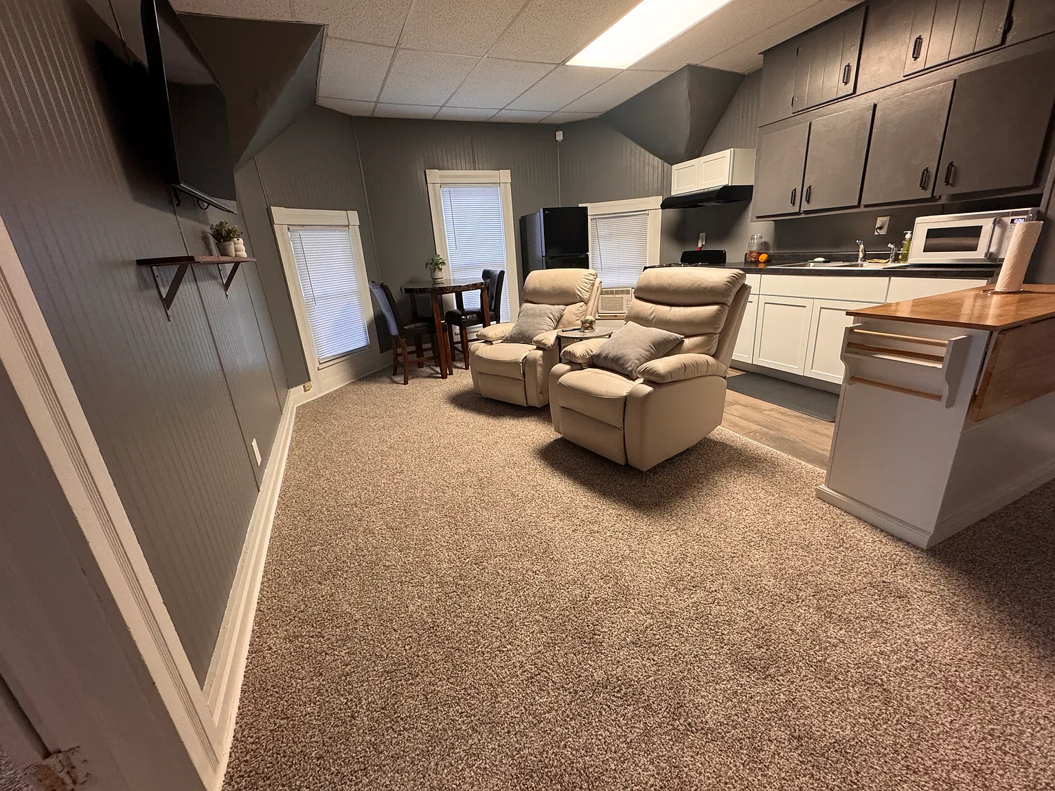 1 bed, $1,075 — Photo 4