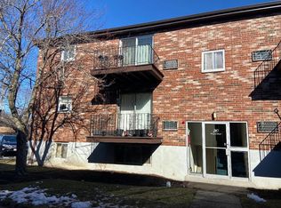 20 Westgate Rd APT 5, Chestnut Hill, MA 02467