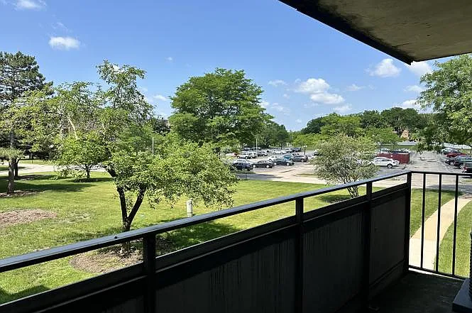 1460 Fairlane Dr #225 — Photo 8