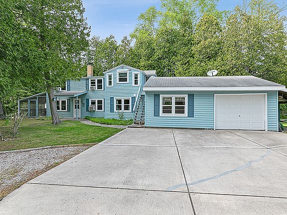 3rd image of 5568 Clark Lake Dr
