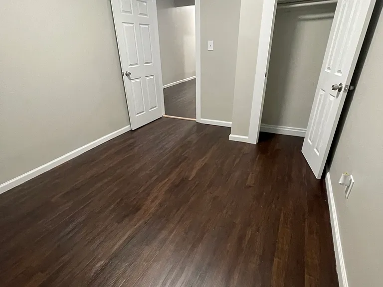 9 Bentley Ave #11E — Photo 4