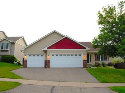 19 Robin Ln, Hudson, WI, 54016