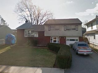 2700 Range Rd, North Bellmore, NY 11710