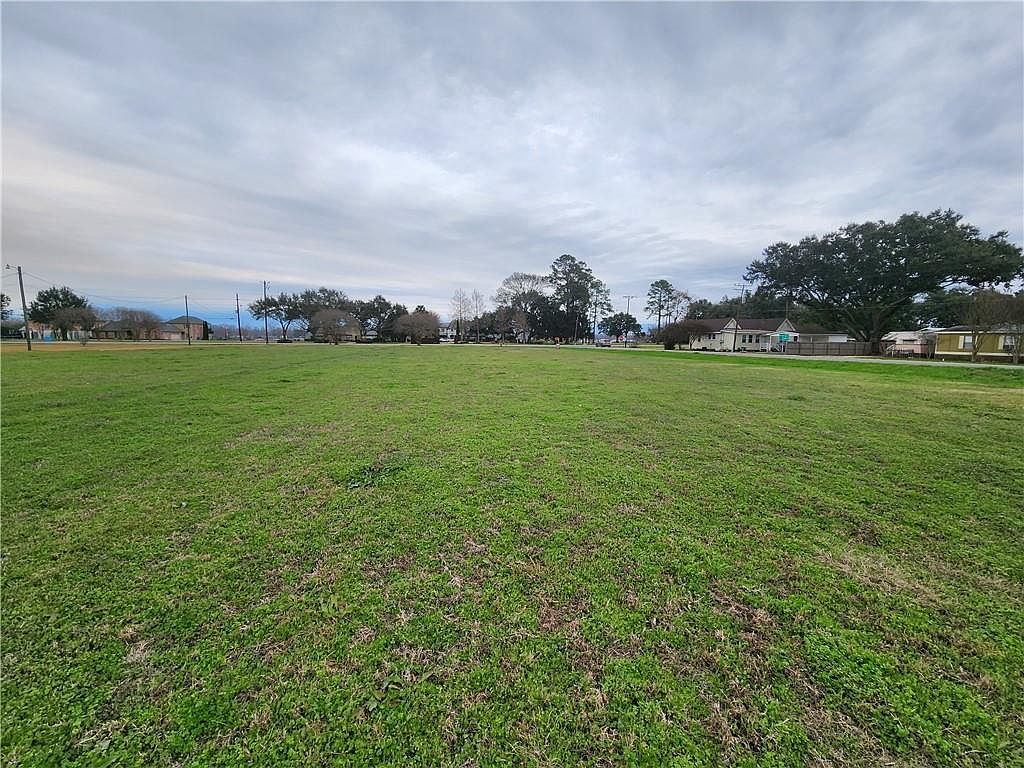 7343 False River Rd, Oscar, LA 70762 Zillow