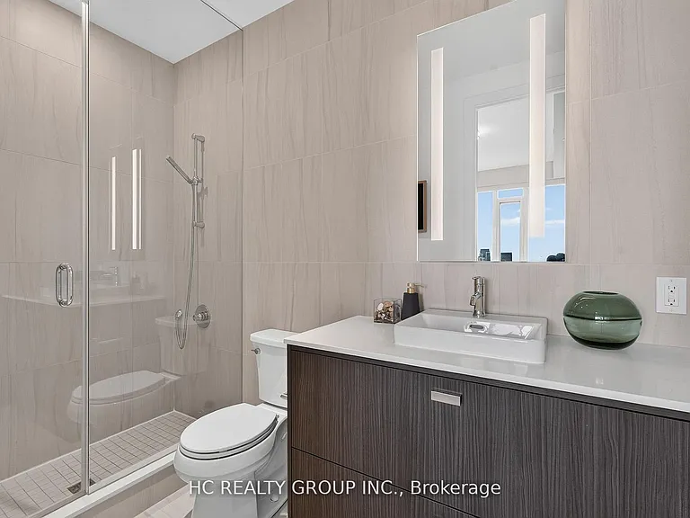 470 Front St W #2515 — Photo 16