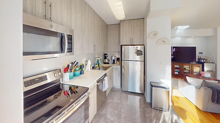 Rented by AZ REALTY NYC LLC | media 16