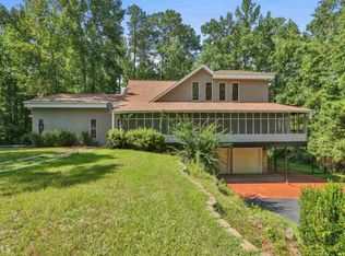211 Leisure Cove Dr, Lagrange, GA 30240