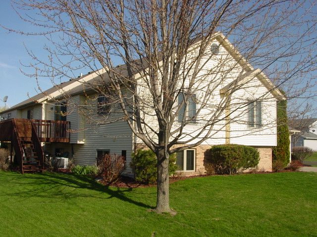 2nd image of 2307 Steven St