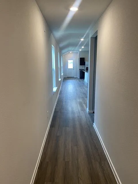 3 bed, 2.0 bath, 1534 sqft, $1,850 — Photo 2