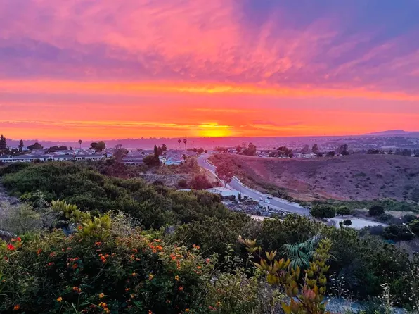 3902 Vista Campana N Unit 7, Oceanside, CA 92057