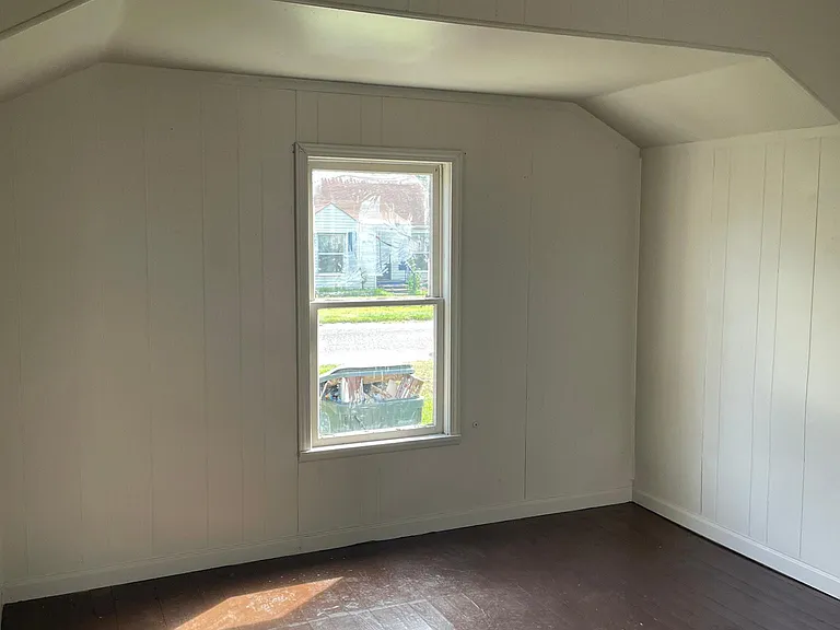 1630 N Aberdeen St — Photo 2