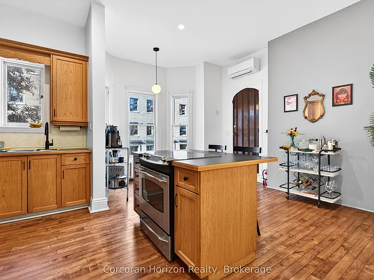 183 James St S #2 — Photo 21