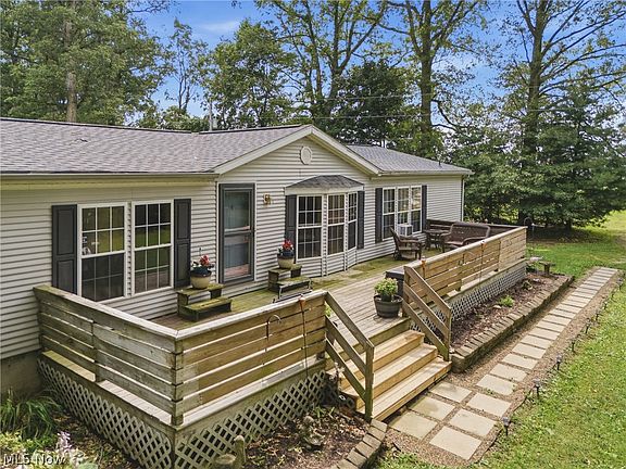 2nd image of 6828 Angling Rd