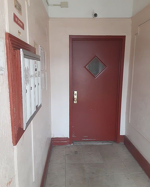 2nd image of 478 E 96th St