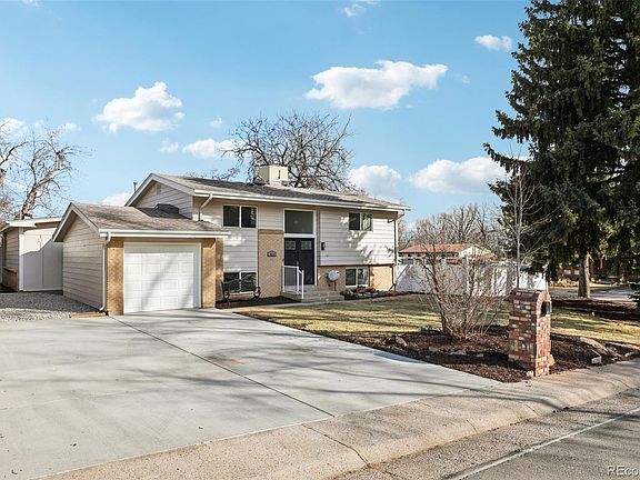 3rd image of 1084 S Parfet Court