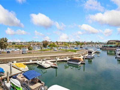 5307 Marina Pacifica Dr N, Long Beach, CA, 90803