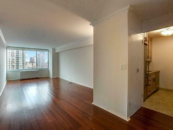 3rd image of 404 E 79th St APT 19D