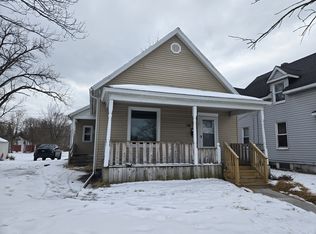 1228 Lapeer Ave, Port Huron, MI 48060