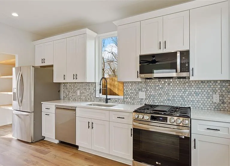 5506 Peppertree Pkwy #2 — Photo 6