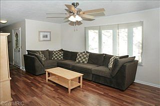 4th image of 278 Mandalay Dr