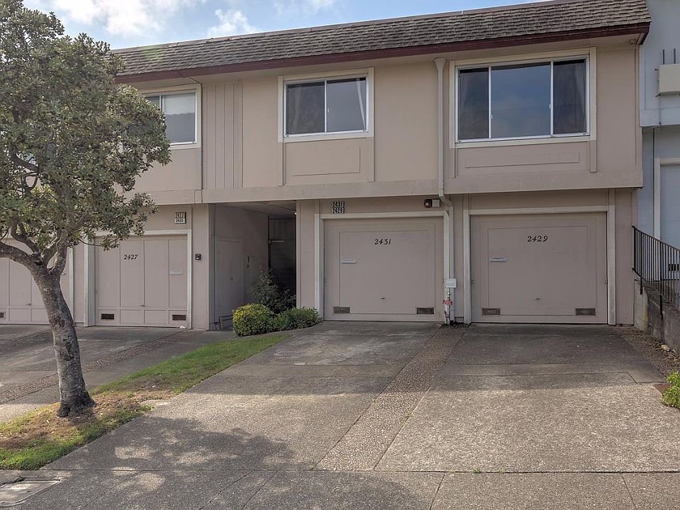 1st image of 2431 Greendale Dr