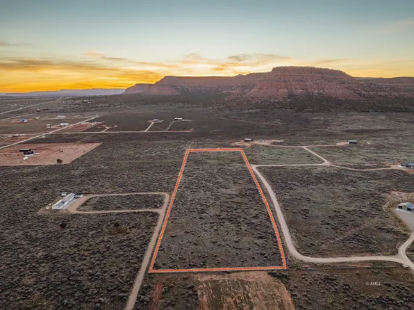 205 S Copper Ridge Rd, Kanab, UT 84741