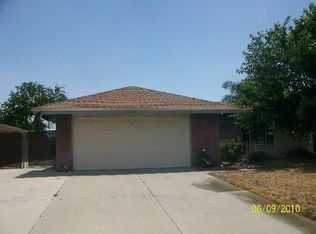 935 S Larch, Rialto, CA 92376