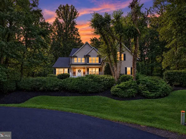 5349 Christa Ct, Warrenton, VA 20187