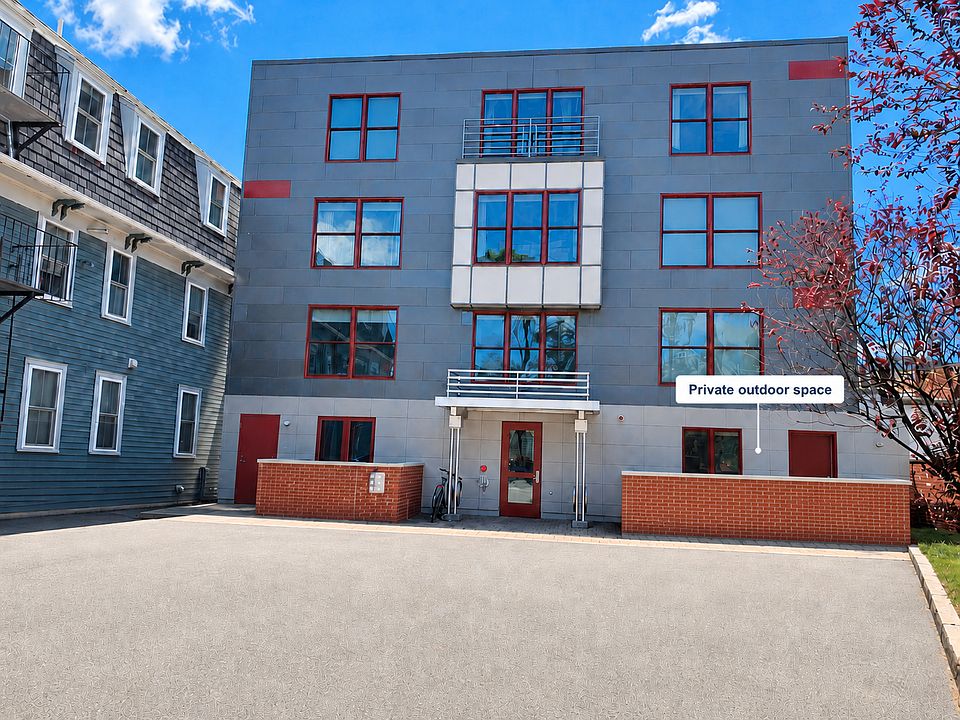 1st image of 126 Charles St APT 2