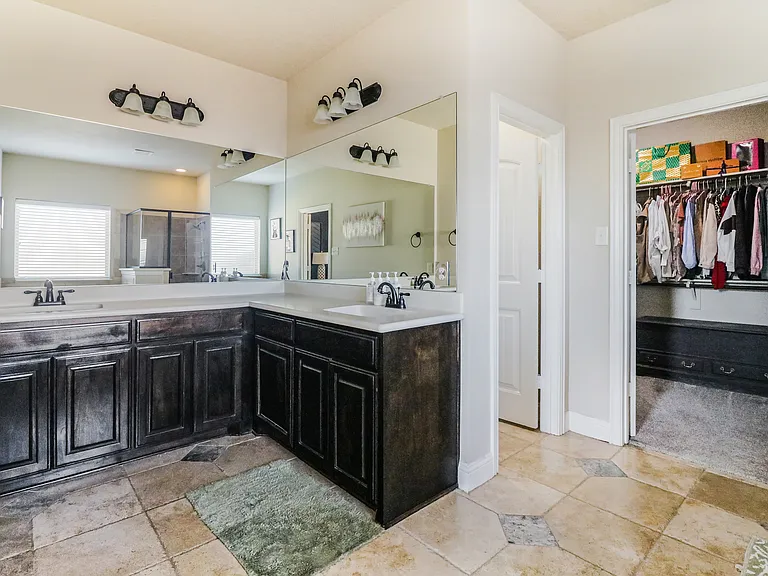 230 Sandy Way — Photo 20