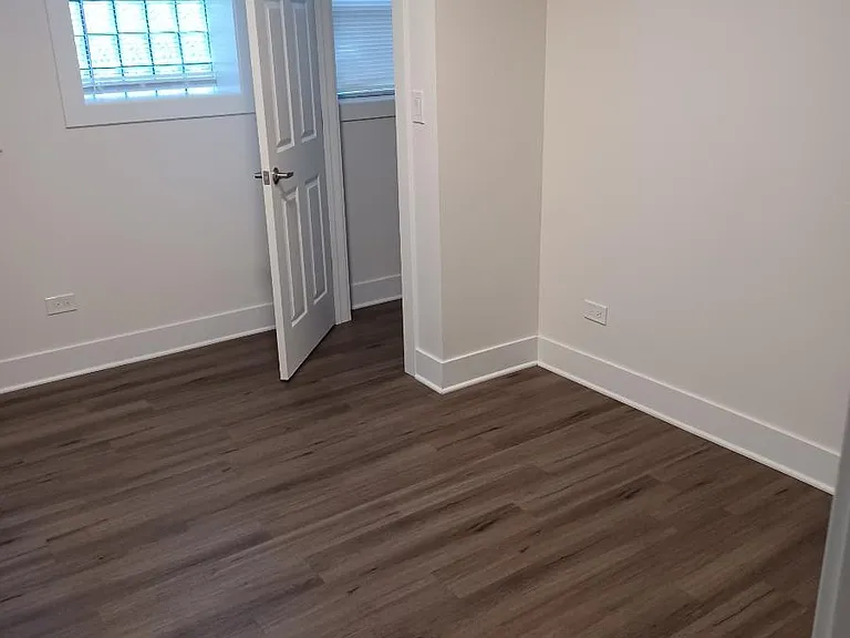5339 W Leland Ave #G — Photo 5