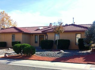 7616 Maplewood Dr NW, Albuquerque, NM 87120