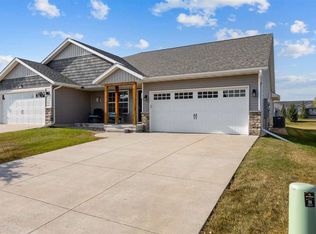 3325 Platinum Way, Marion, IA 52302