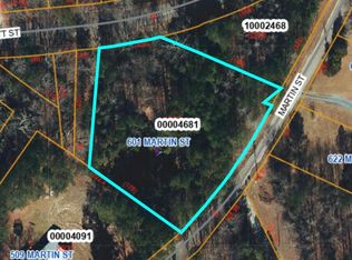 601 Martin St, Carthage, NC 28327