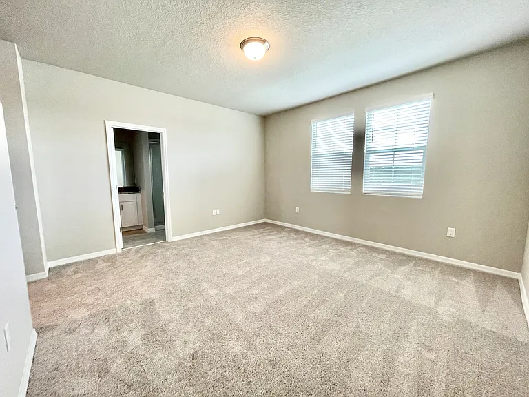 332 S Zuni Rd — Photo 15