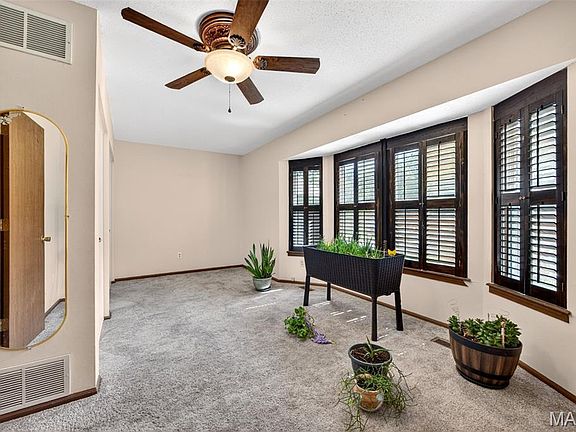 5th image of 6 Merribrook Ct