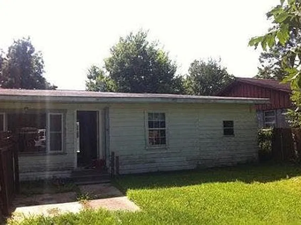 1416 Avenue B, Bay City, TX 77414