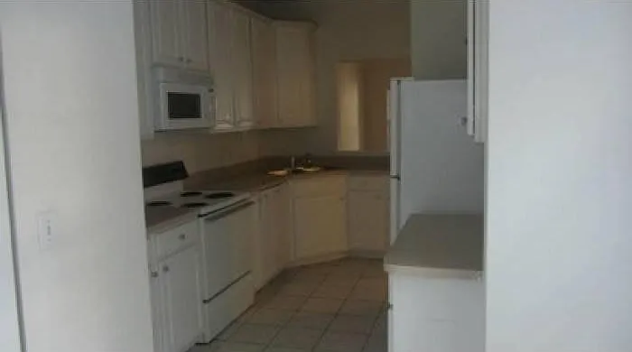 8849 Fairview Blf — Photo 3