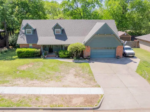 2200 El Camino St, Ponca City, OK 74604