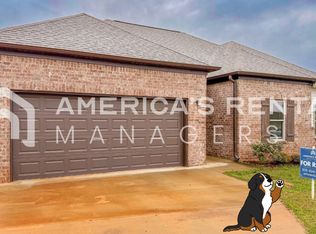 110 Keswick Dr, Eastaboga, AL 36260