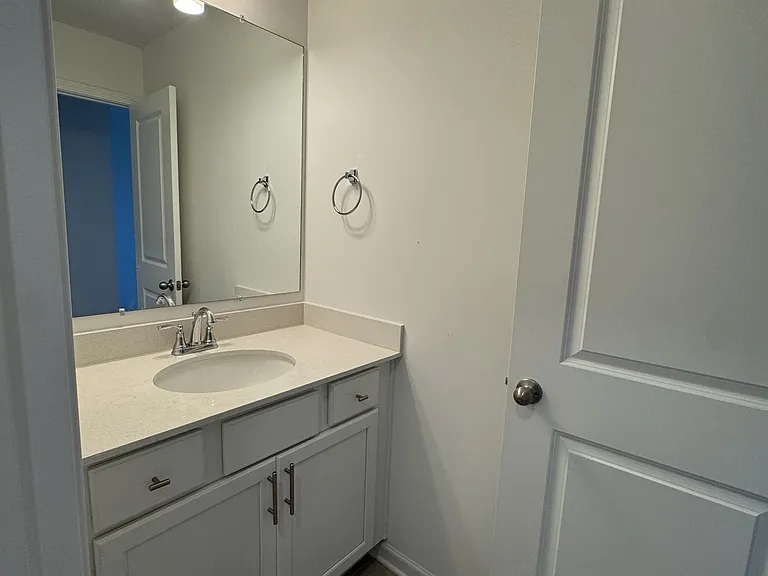 213 Charlie Pl — Photo 12