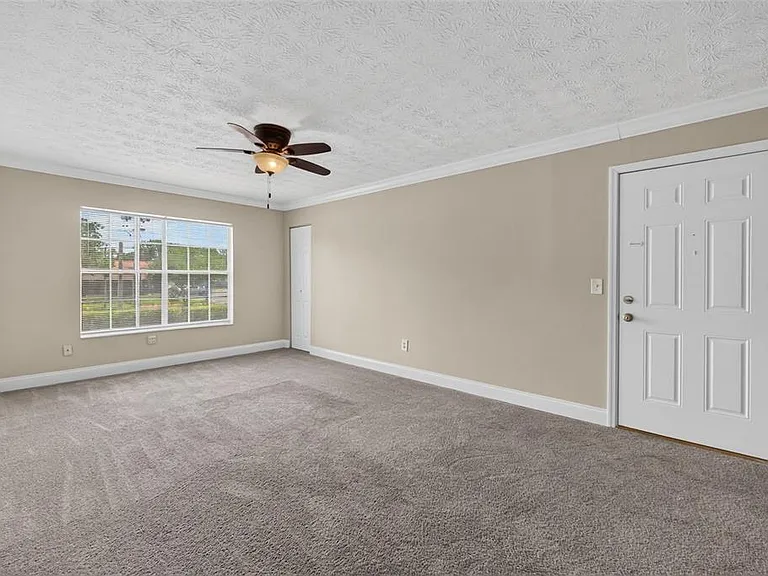 5301 Hansel Ave #A-18 — Photo 35