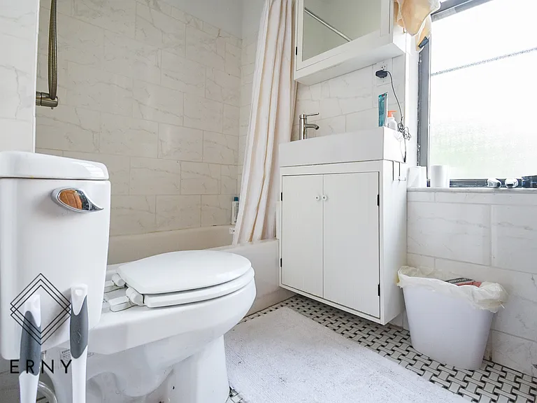 199 Java St #3R — Photo 9