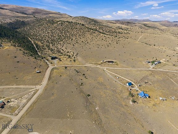5th image of 267 Foothill Trl