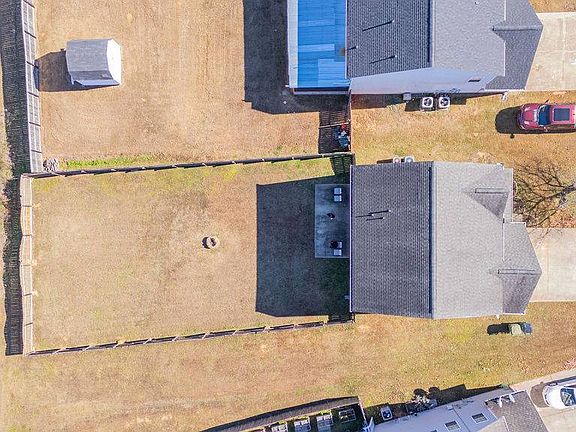 4th image of 48 Brisbane Dr